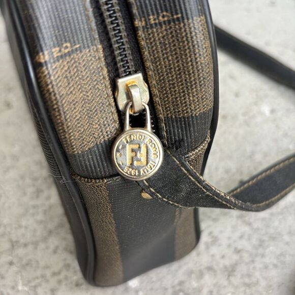 Vintage Fendi penguin striped Crossbody - Picture 9 of 14